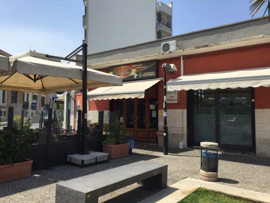 Bar Pavone